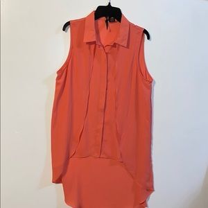 🚨5/$25🚨 New Director’s women’s top size medium